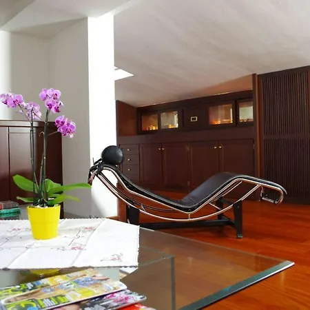 Independente Hotel *